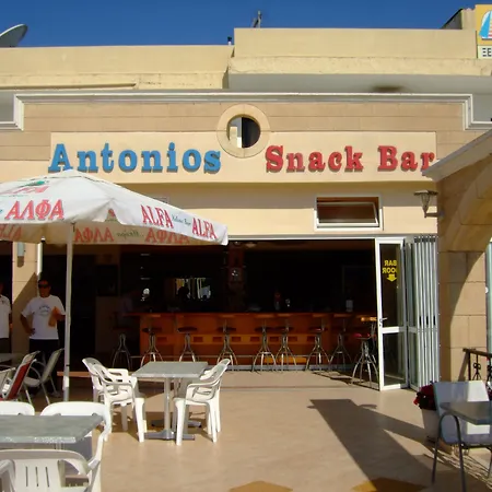 アパートホテル Antonios 3*
