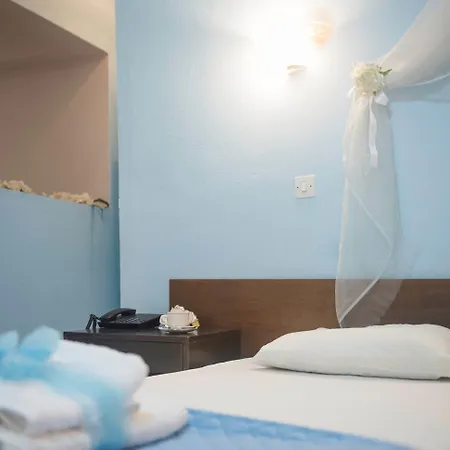 Hotel apartamentowy Antonios