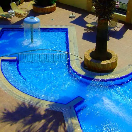 Antonios Hotel apartamentowy 4*