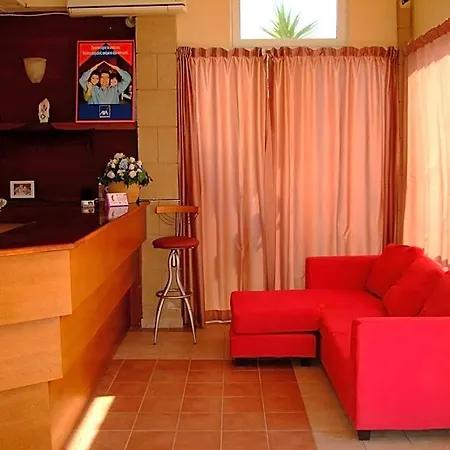 Antonios Hotel apartamentowy 4*